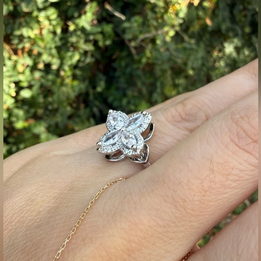 Spinning Silver Butterfly Anxiety Ring - Picture 4 of 6